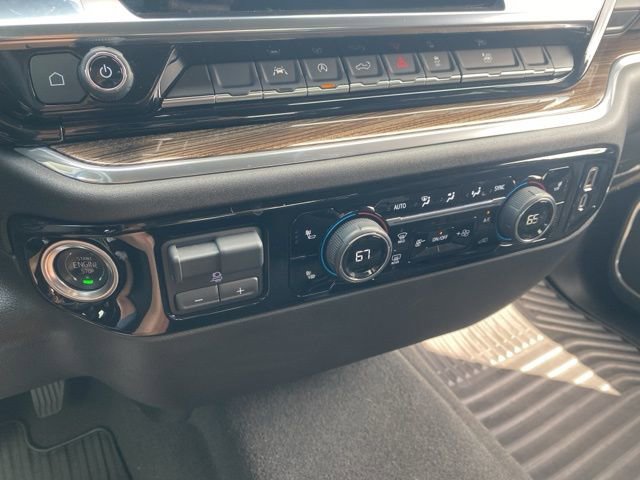 Used 2025 Chevrolet Silverado 1500 LT image 40