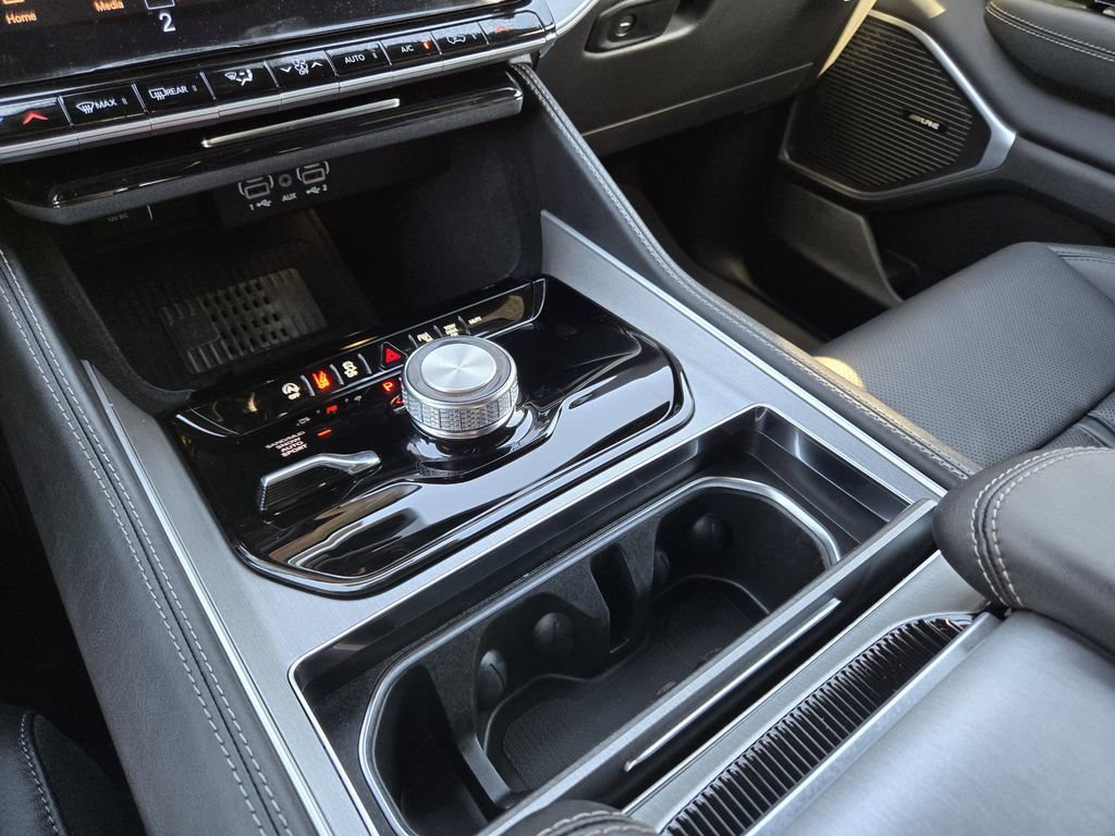 New 2026 Jeep Grand Wagoneer L Limited image 13