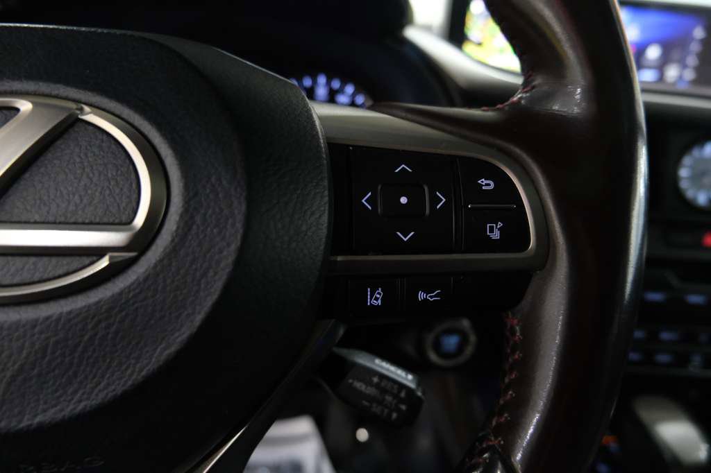 Used 2018 Lexus RX 350L AWD image 39