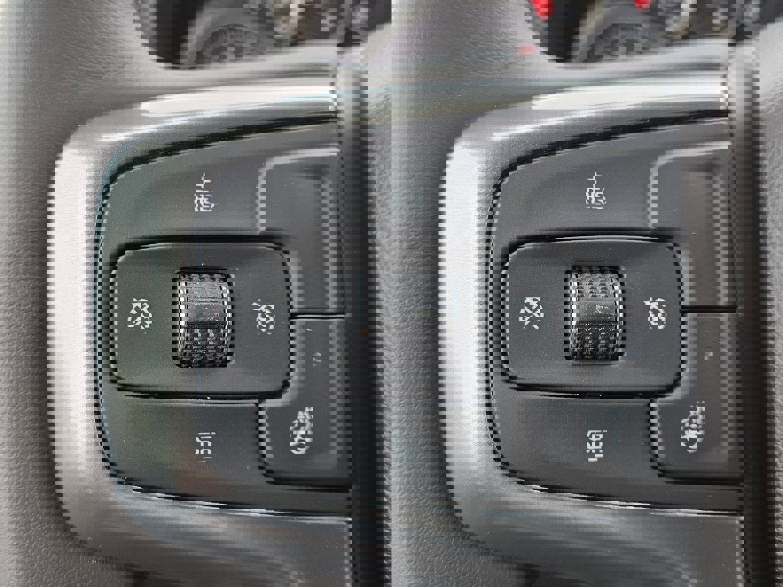 Used 2022 Chevrolet Silverado 2500 LTZ w/ LTZ Plus Package image 13