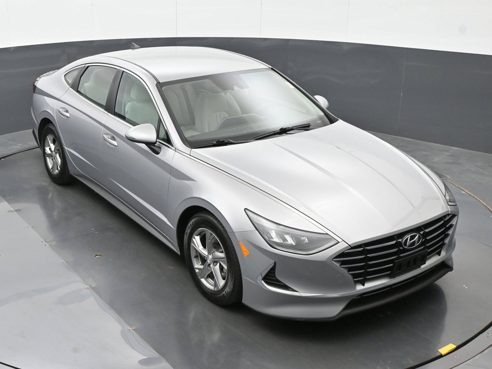 Certified 2023 Hyundai Sonata SE w/ Cargo Package FWD image 33