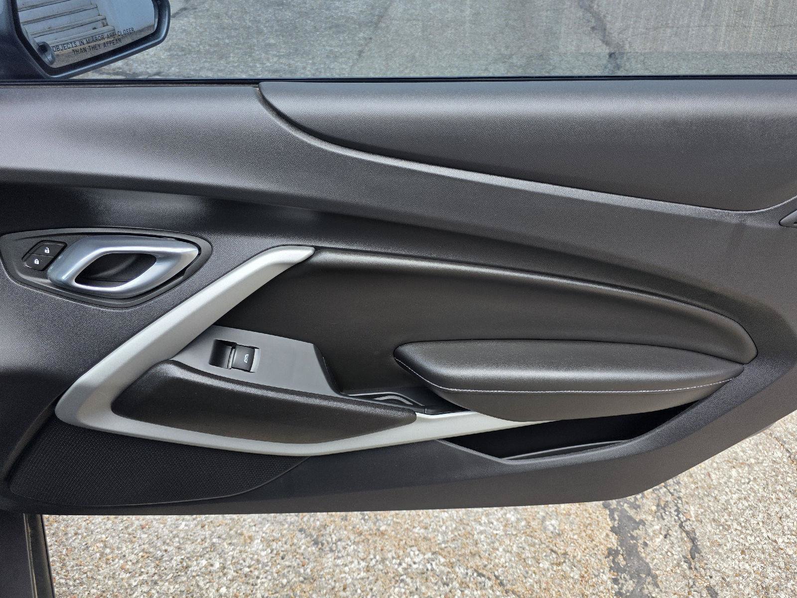 Used 2022 Chevrolet Camaro LT RWD image 28