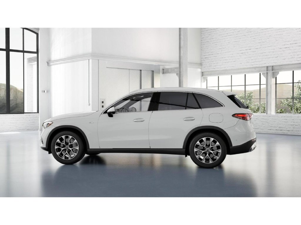 Used 2025 Mercedes-Benz GLC 350e 4MATIC image 33