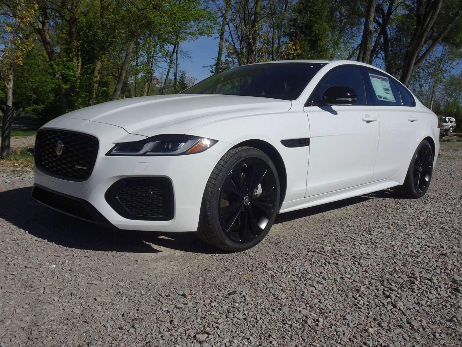 New 2024 Jaguar XF R-Dynamic SE image 6