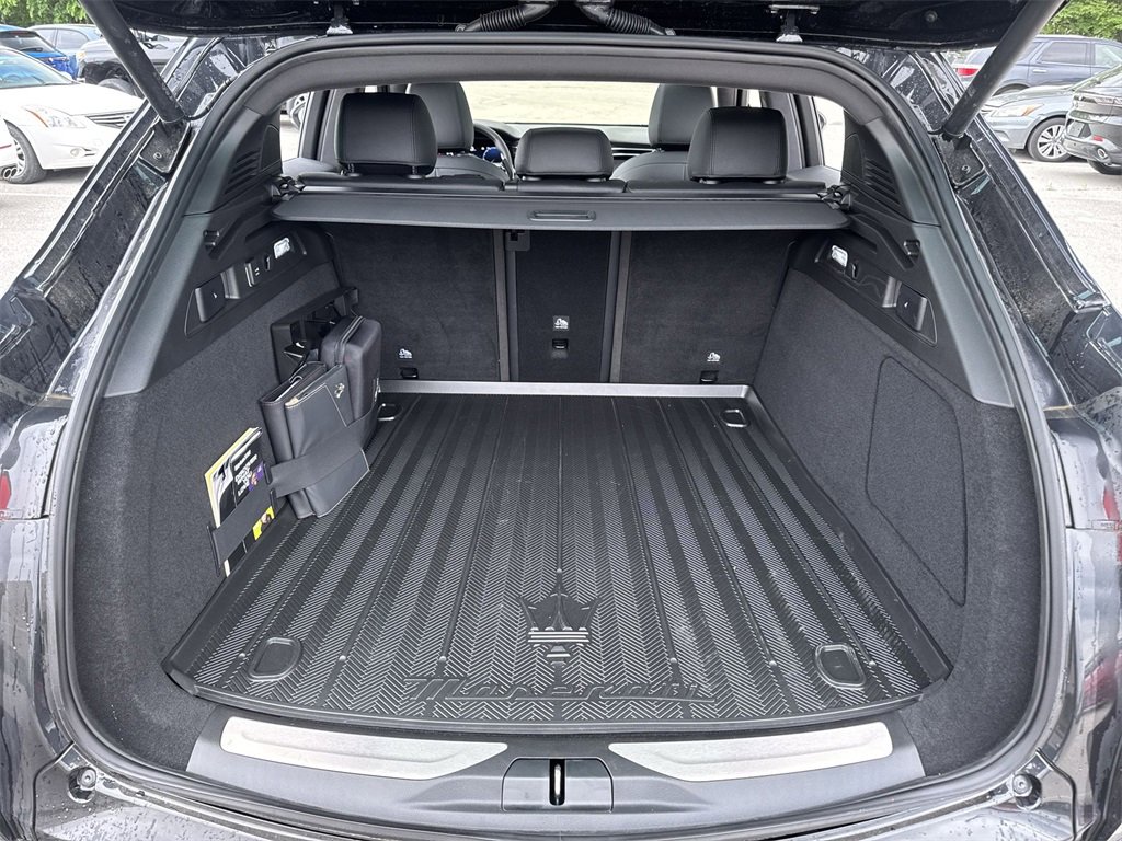 New 2024 Maserati Grecale GT image 26