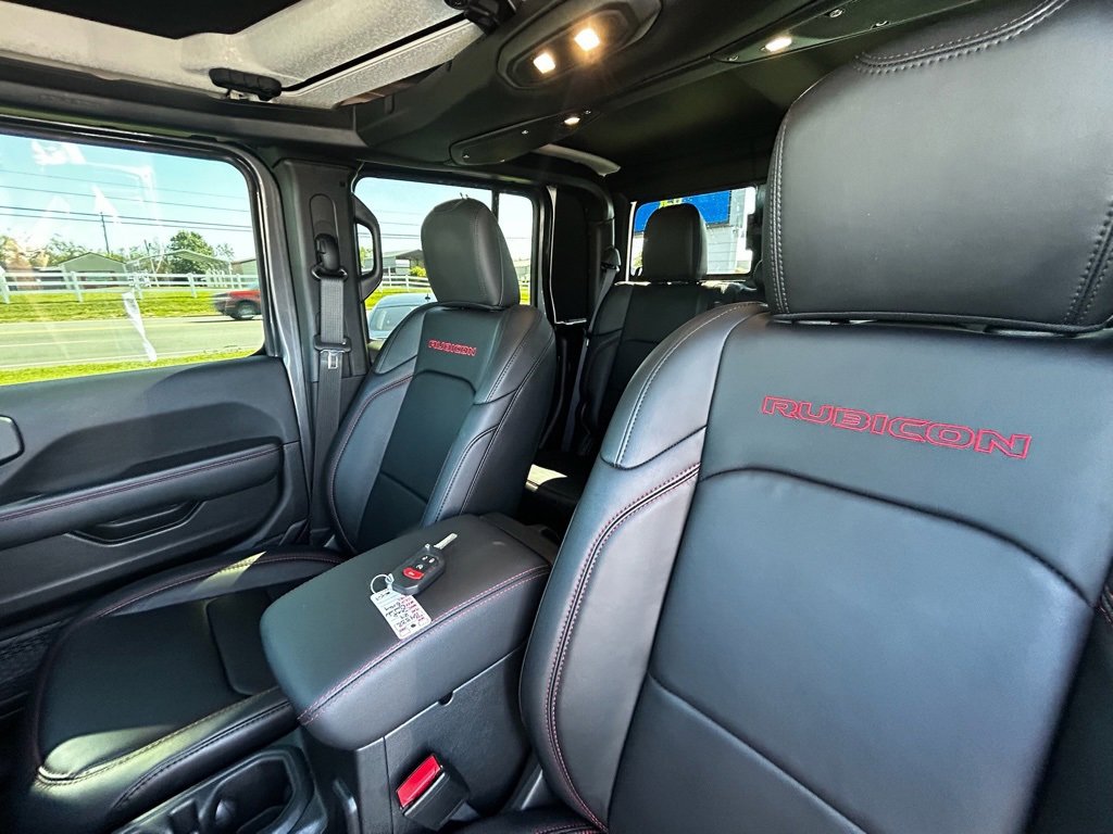 Used 2024 Jeep Gladiator Rubicon image 10