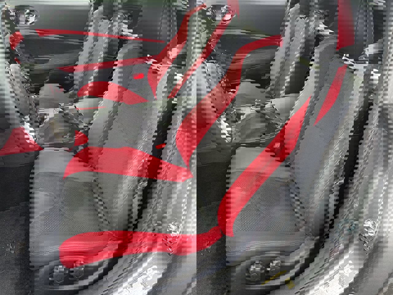 Used 2024 Nissan Z Performance w/ Floor Mat Package image 19