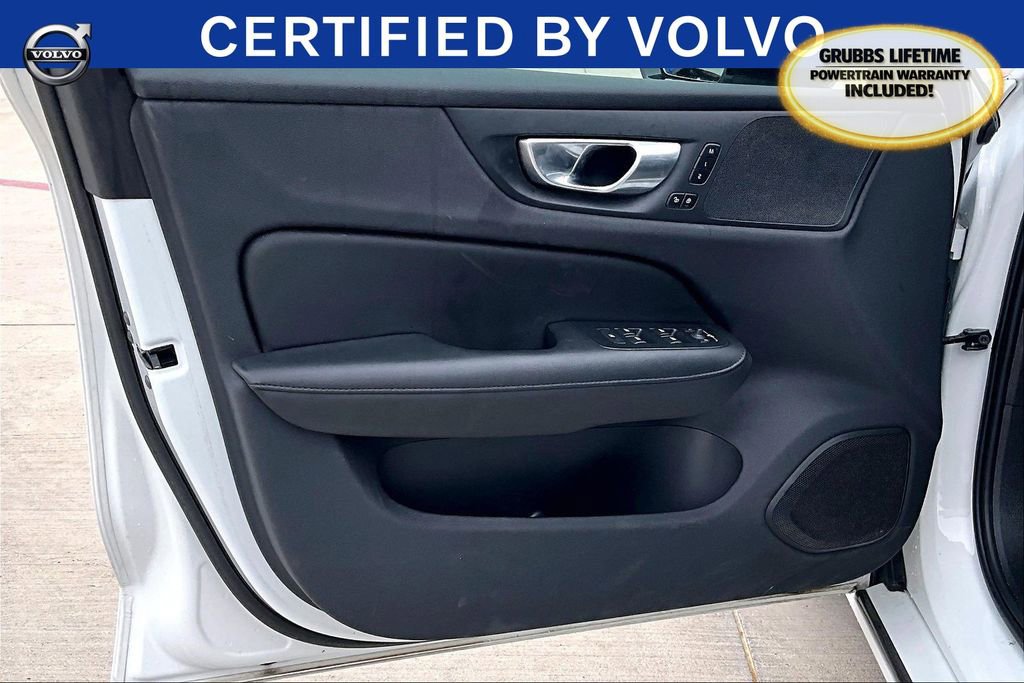 Used 2024 Volvo S60 B5 Core image 23