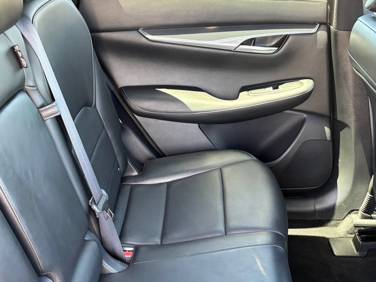 Used 2023 INFINITI QX50 Sport AWD/4WD image 11