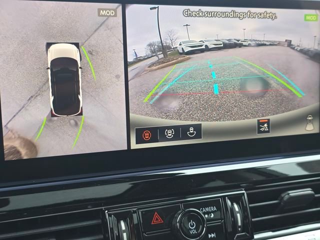 New 2026 Nissan Pathfinder SL image 5