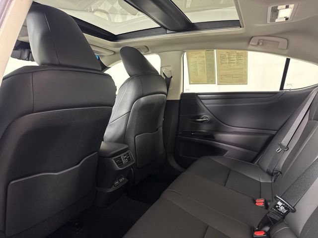 Used 2025 Lexus ES 350 w/ Premium Package FWD image 31