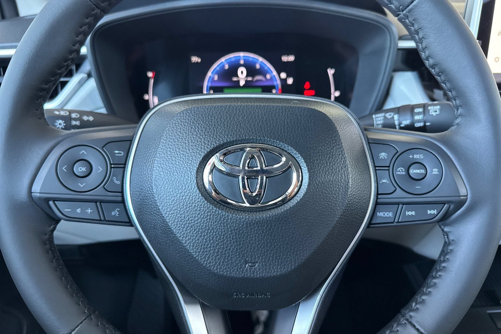 New 2026 Toyota Corolla Cross LE w/ Moonroof Package FWD image 26