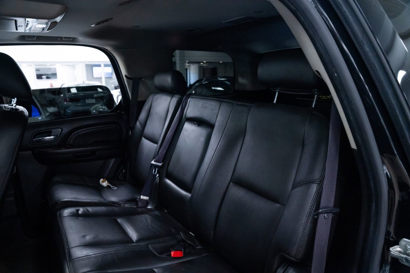 Used 2010 Cadillac Escalade 4WD Hybrid image 18