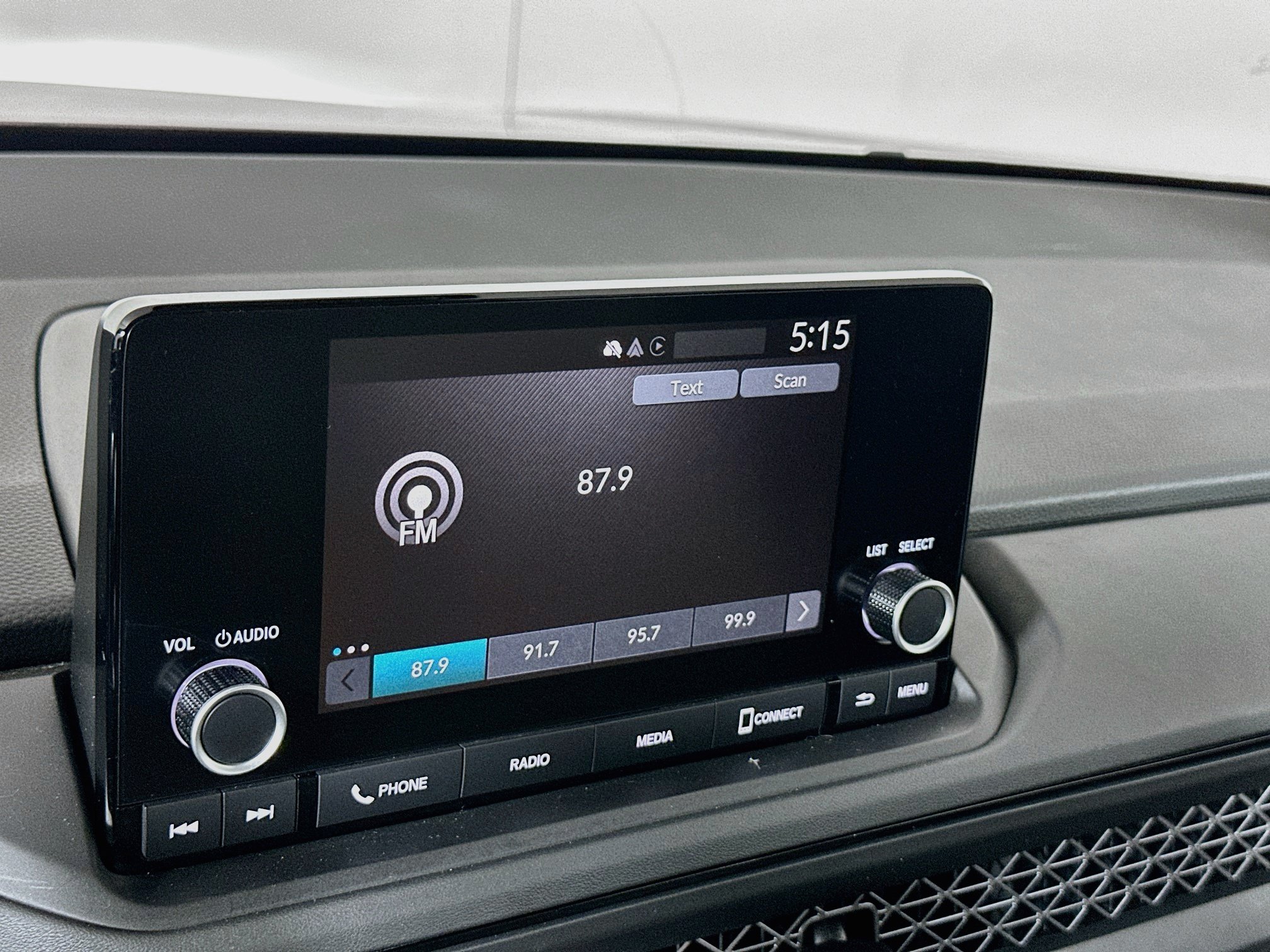 Used 2023 Honda Accord EX image 19