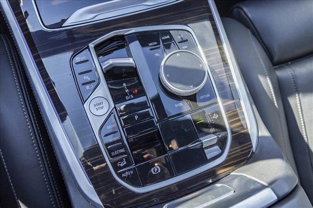 Used 2025 BMW X5 xDrive50e image 20
