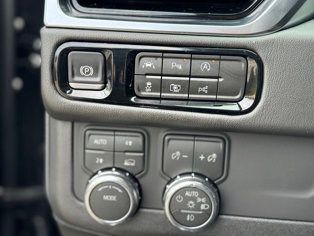 Certified 2026 GMC Yukon Denali AWD/4WD image 20