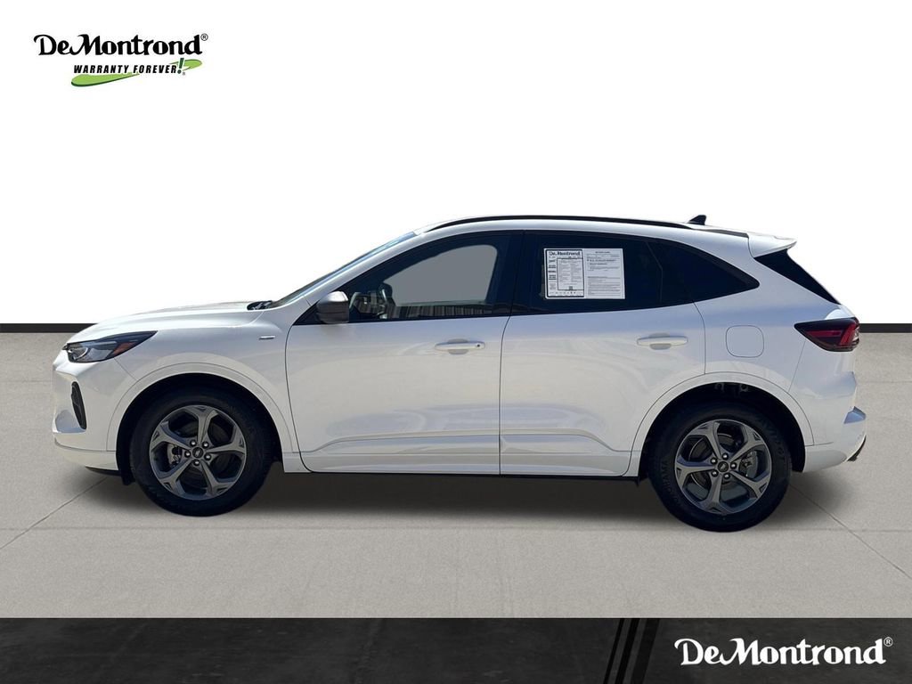 Used 2023 Ford Escape ST-Line w/ Tech Pack #1 FWD image 8