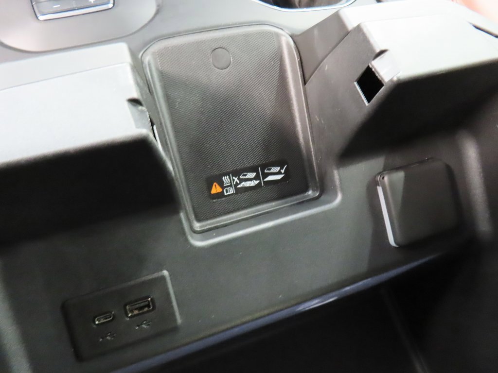 Used 2024 GMC Sierra 3500 Denali Ultimate image 77