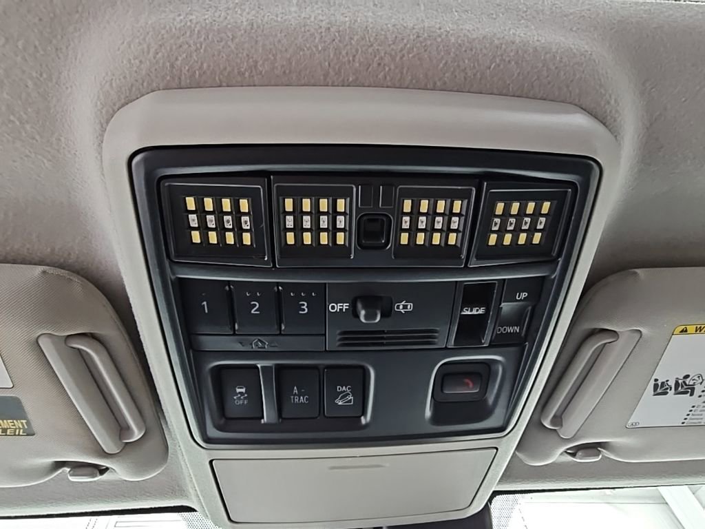 Used 2020 Toyota 4Runner SR5 image 22