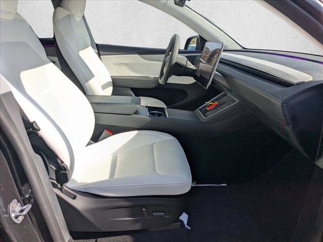 Used 2026 Tesla Model Y Premium image 19