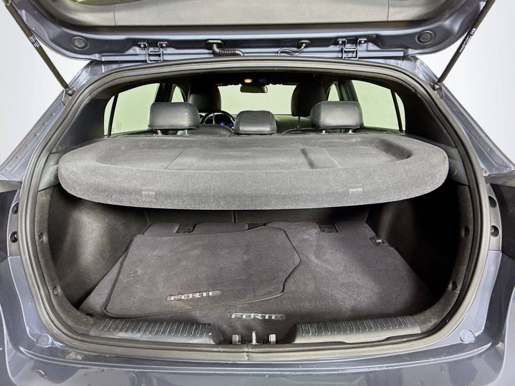 Used 2016 Kia Forte SX image 31