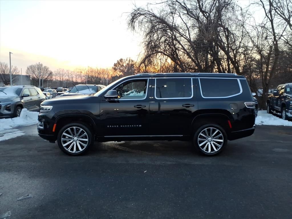 Used 2022 Jeep Grand Wagoneer Series II w/ Convenience Group III image 6
