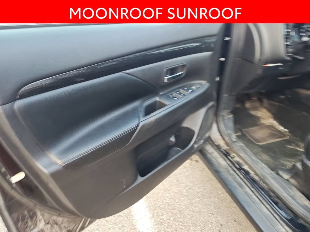Used 2018 Mitsubishi Outlander SEL AWD/4WD image 6