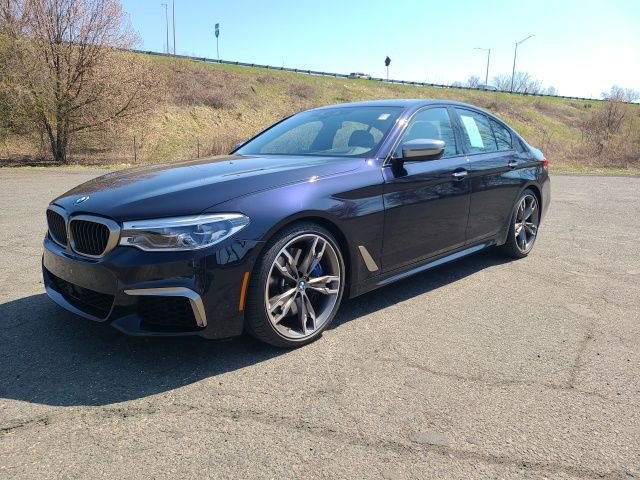 Used 2018 BMW M550i xDrive image 2