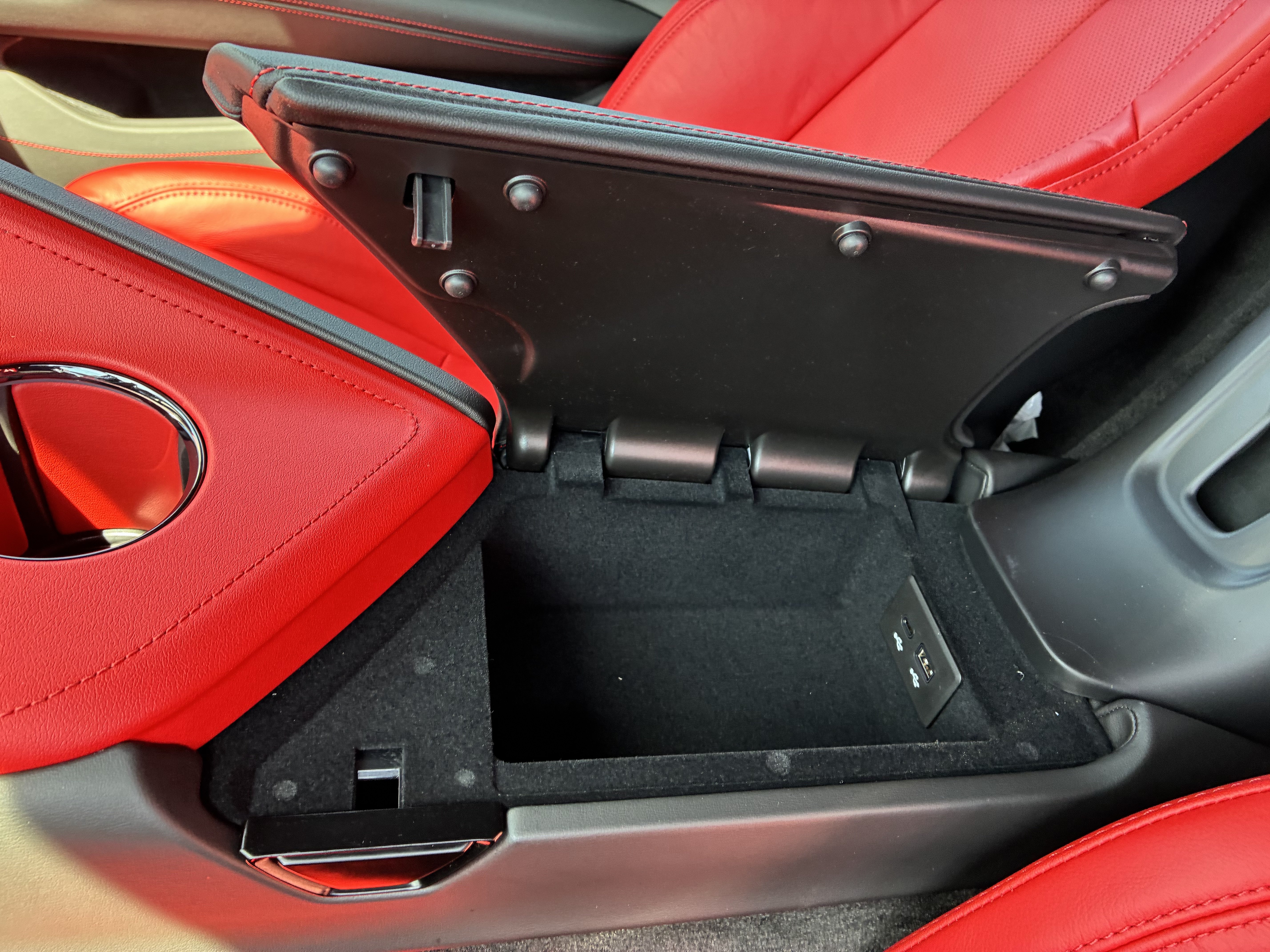 New 2027 Chevrolet Corvette Grand Sport w/ Z52 Sport Performance Package RWD image 32