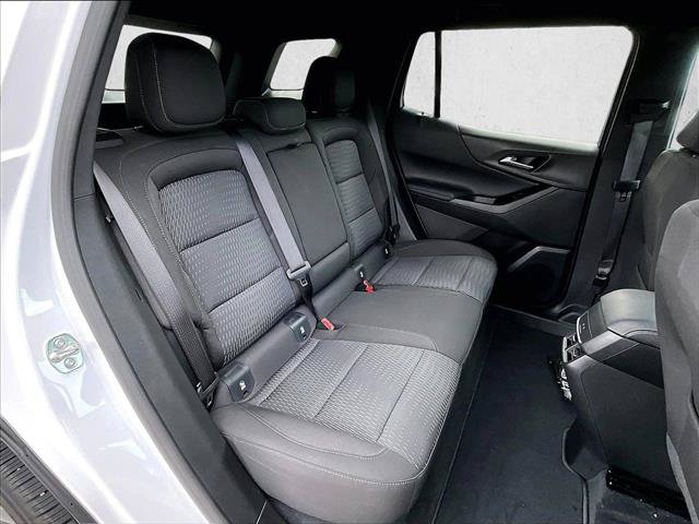 Used 2026 Chevrolet Equinox LT FWD image 29