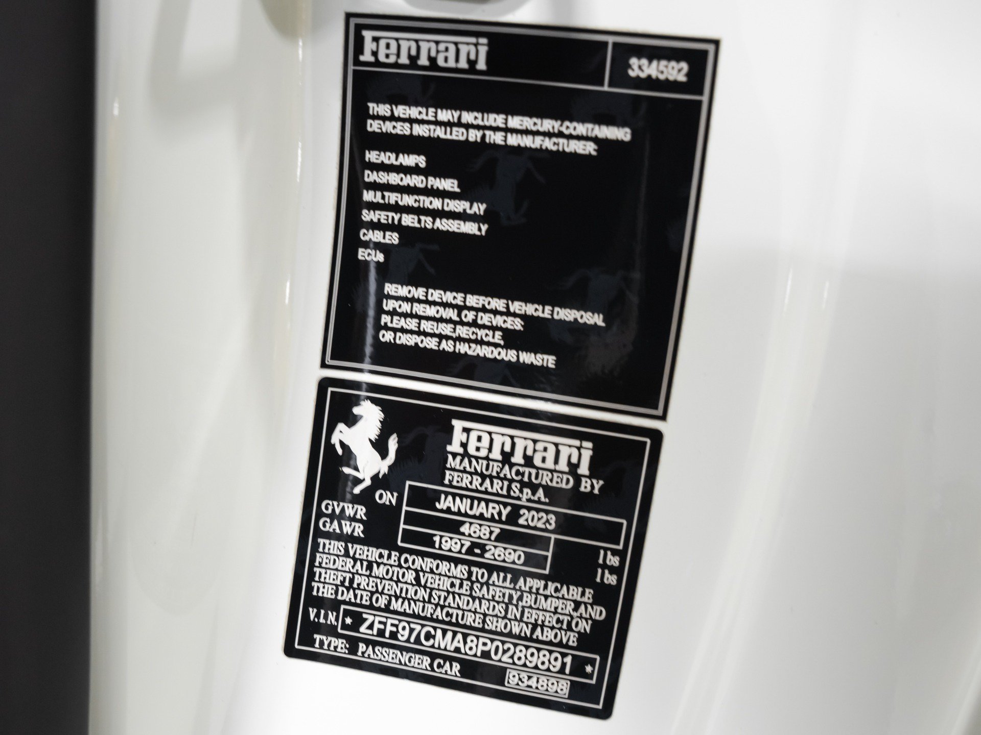 Used 2023 Ferrari 812 GTS RWD image 93