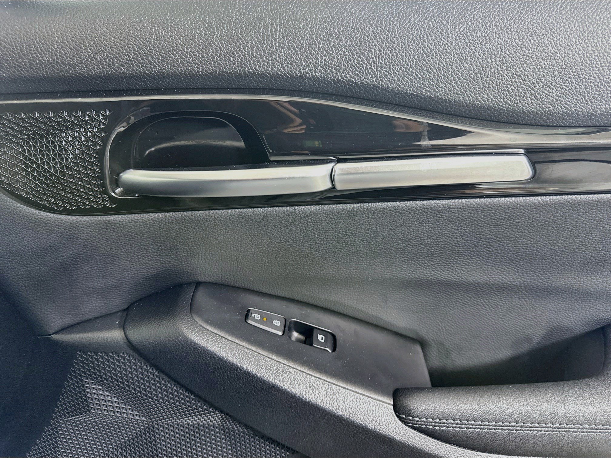 Used 2024 Kia Seltos S FWD image 31