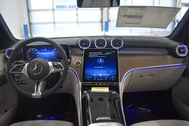 New 2026 Mercedes-Benz GLC 300 4MATIC image 5