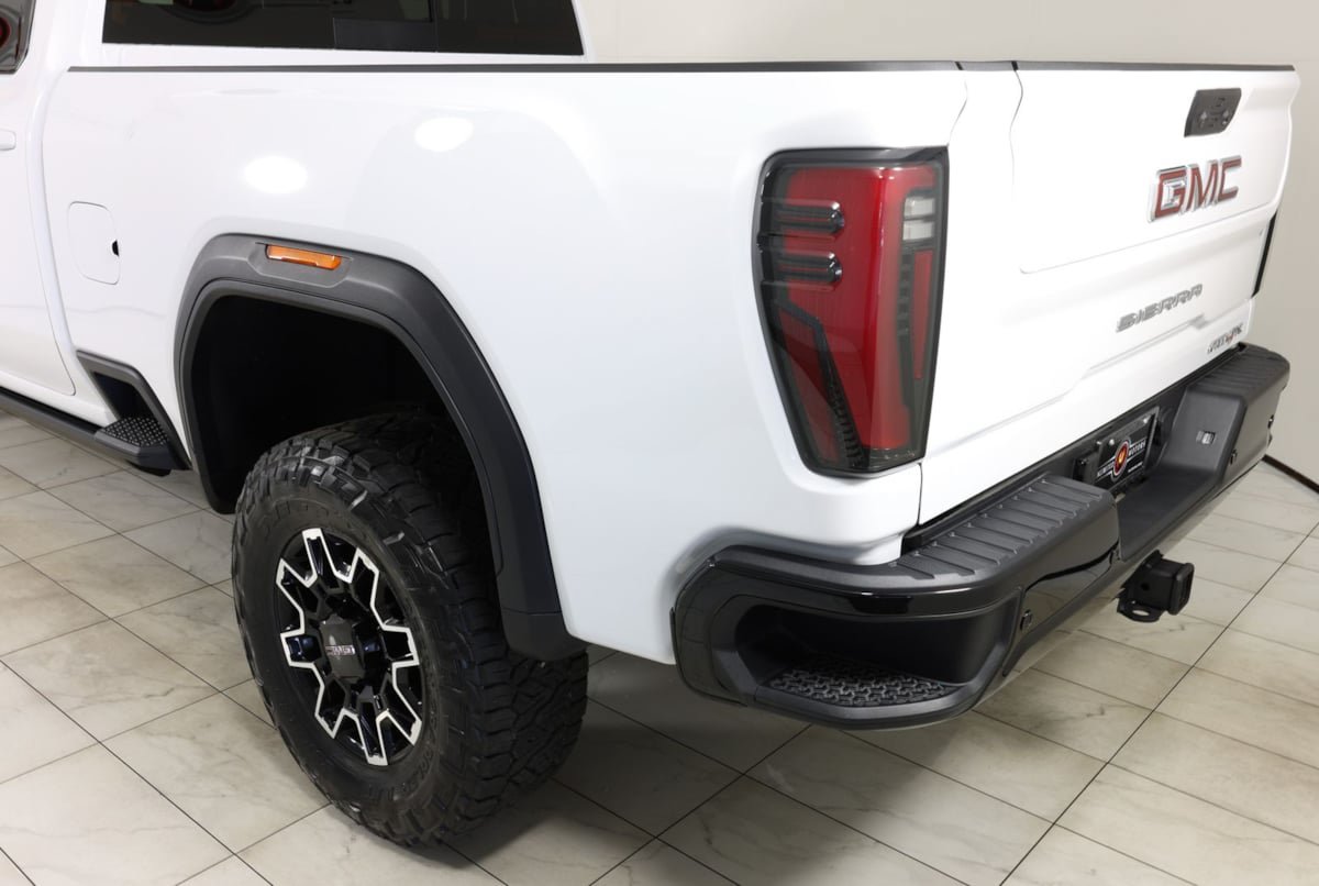 Used 2026 GMC Sierra 2500 AT4X AWD/4WD image 47