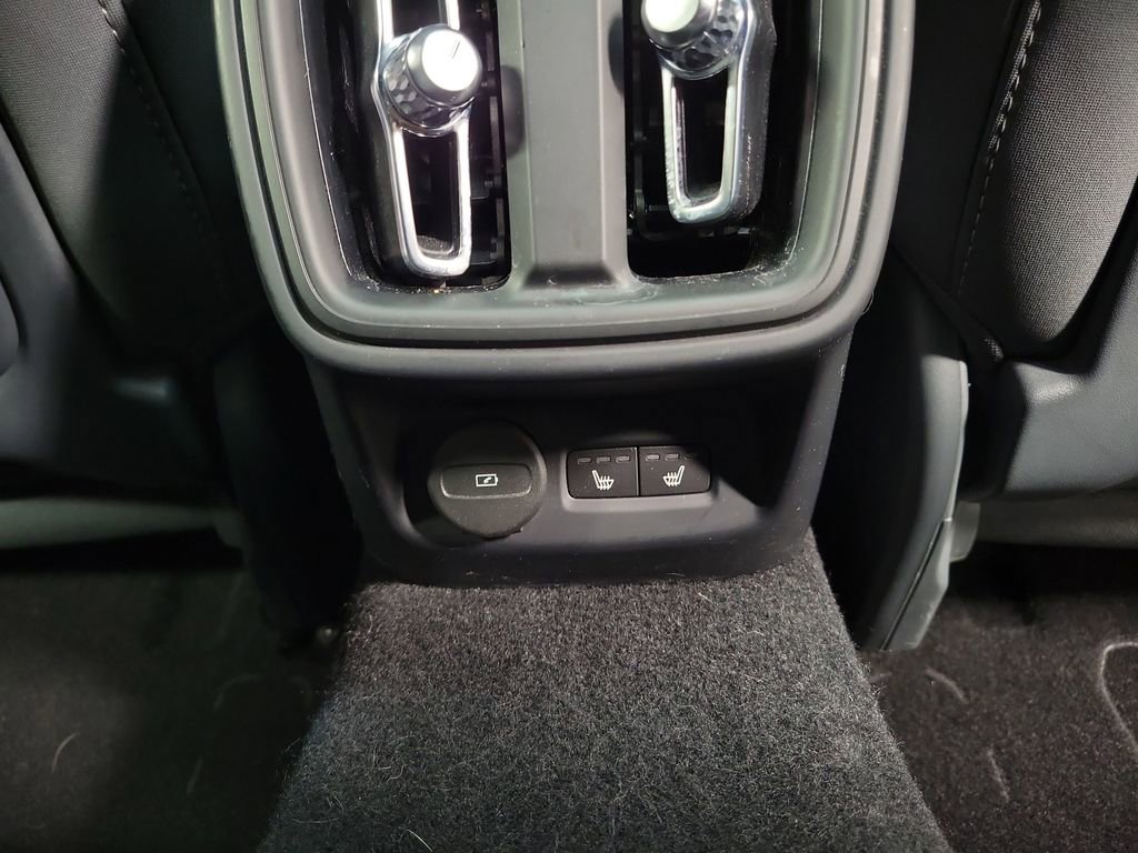 Used 2022 Polestar Polestar 2 Long Range Dual Motor w/ Plus Package image 25