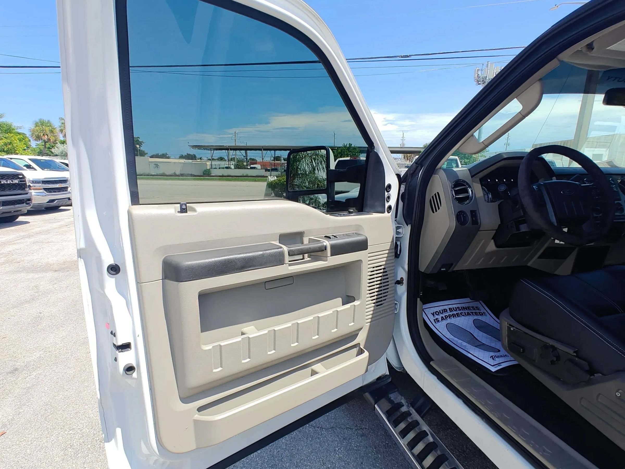 Used 2009 Ford F350 XL AWD/4WD image 12