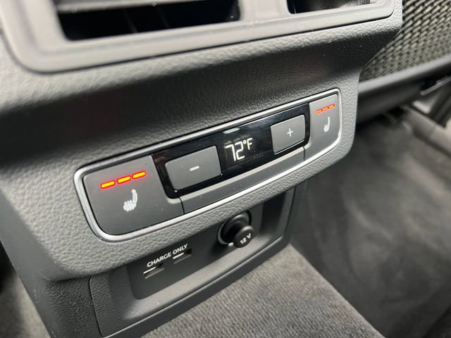 Used 2024 Audi SQ5 Prestige image 16