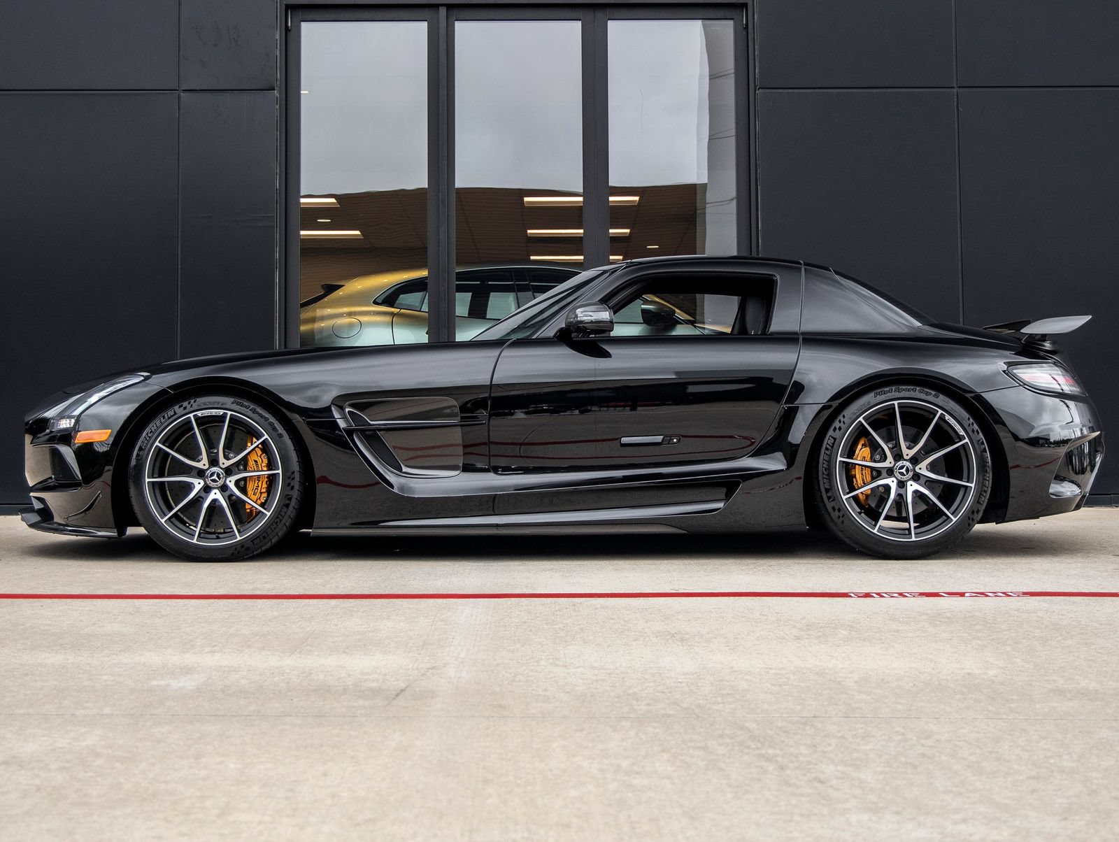 Used 2014 Mercedes-Benz SLS AMG Black Series image 10