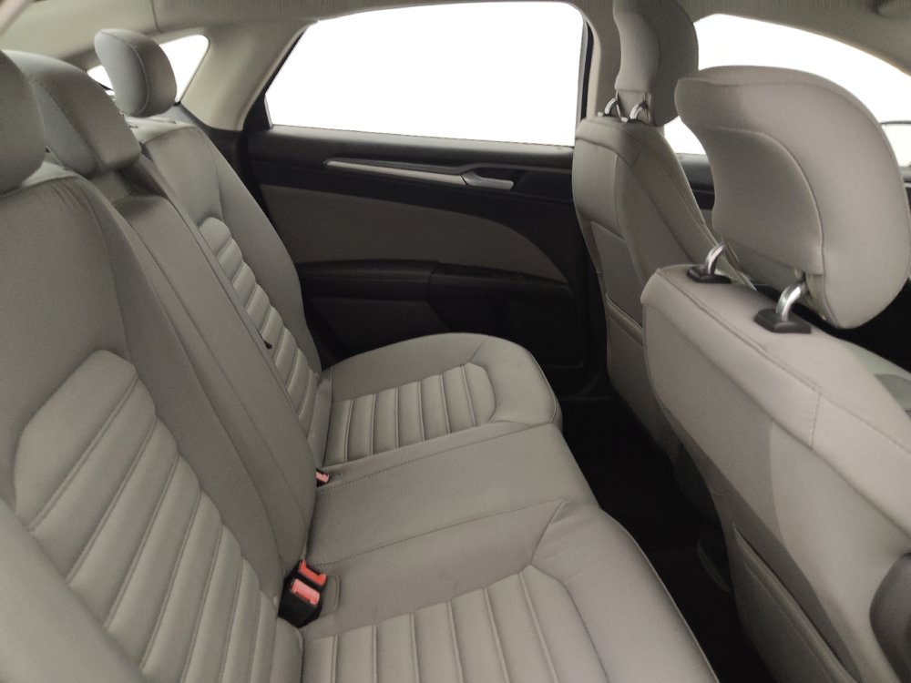 Used 2014 Ford Fusion S FWD image 19