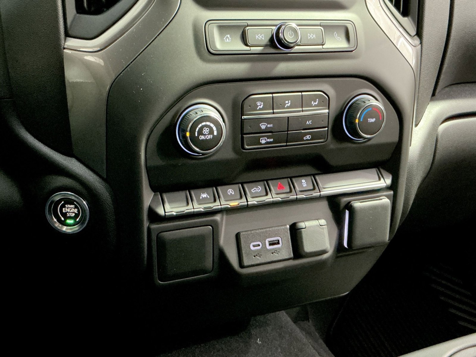 New 2026 Chevrolet Silverado 1500 Custom w/ Turbomax Blackout Package image 29