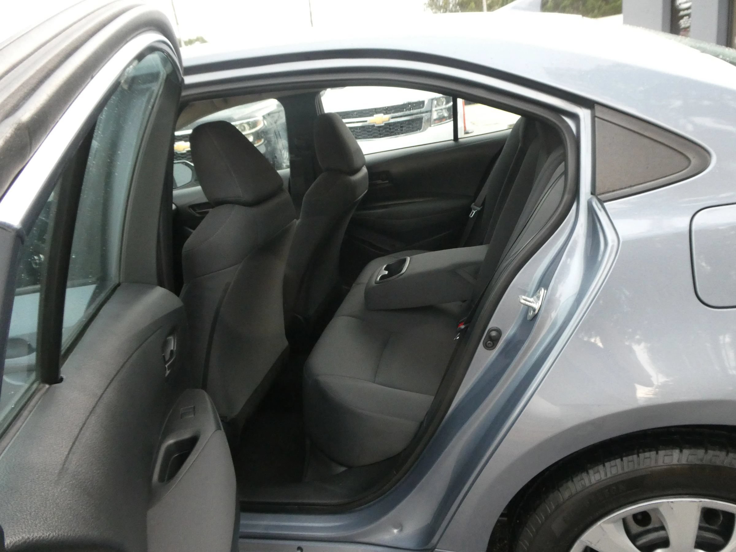 Used 2022 Toyota Corolla LE FWD image 26