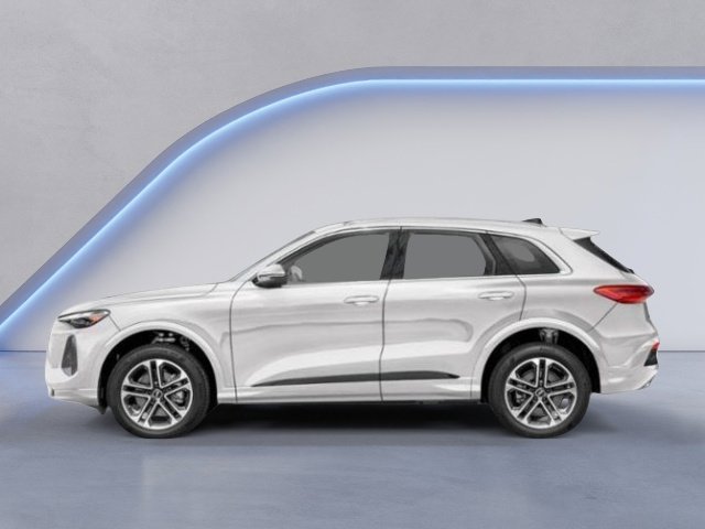 Certified 2025 Audi Q5 Premium image 1