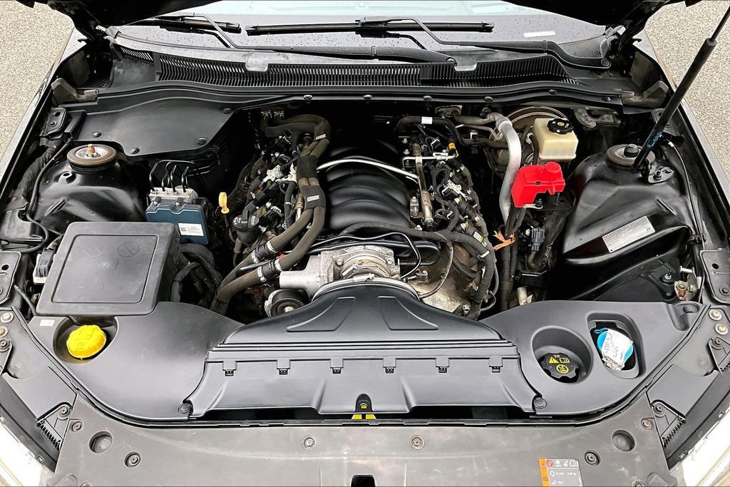 Used 2015 Chevrolet SS RWD image 9