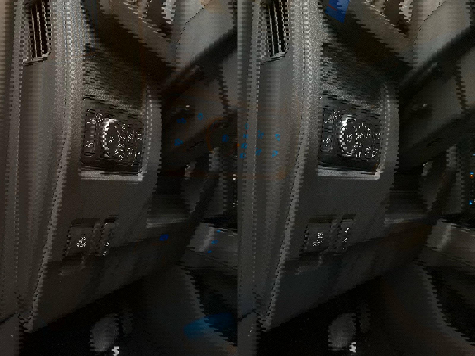 New 2026 Ford F350 Lariat w/ Lariat Ultimate Package image 18