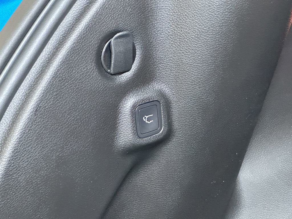 New 2026 Jeep Compass Limited w/ Sun, Sound & Navigation Group image 14