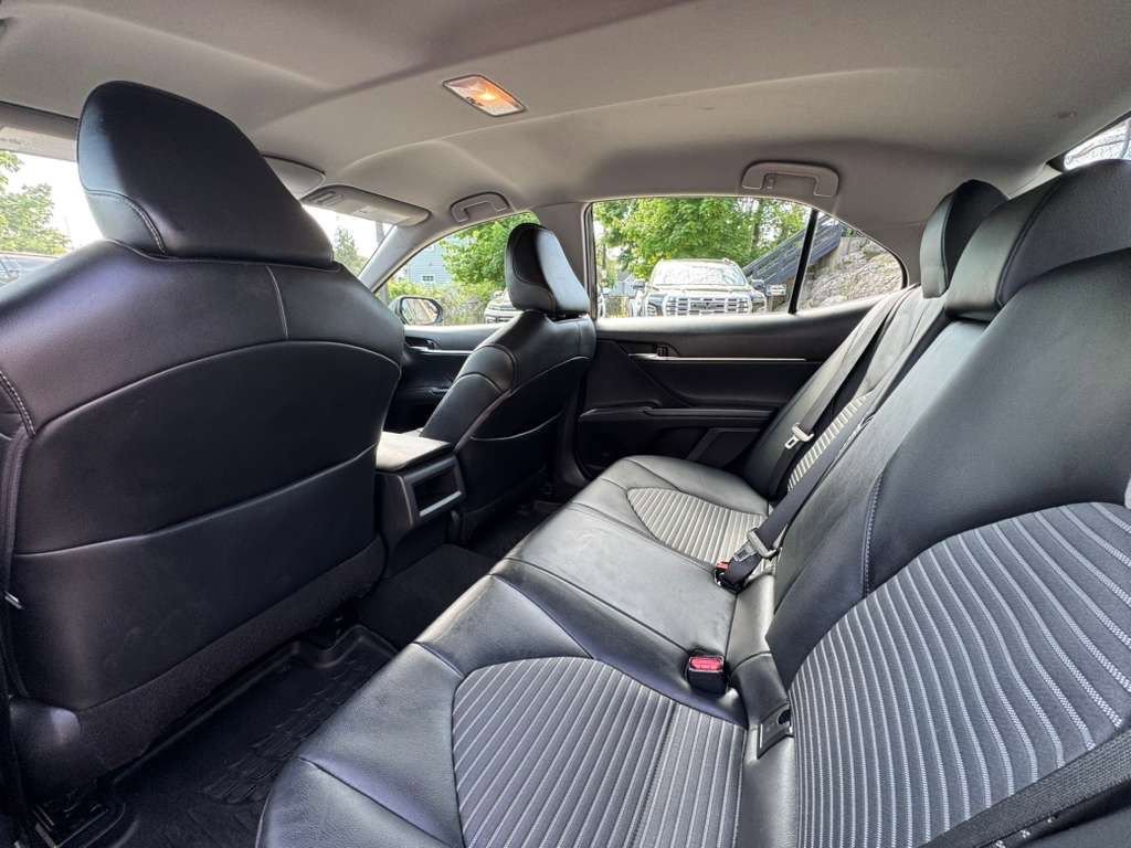 Used 2021 Toyota Camry SE AWD/4WD image 20