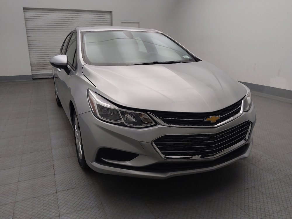 Used 2019 Chevrolet Cruze LS FWD image 14