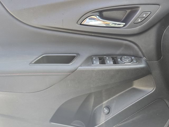 Used 2022 Chevrolet Equinox RS w/ Infotainment Package FWD image 25