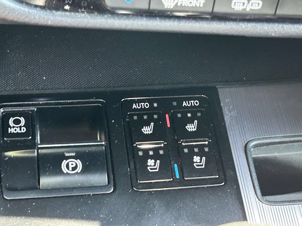 Used 2022 Lexus RX 350 F Sport w/ Accessory Package AWD/4WD image 16