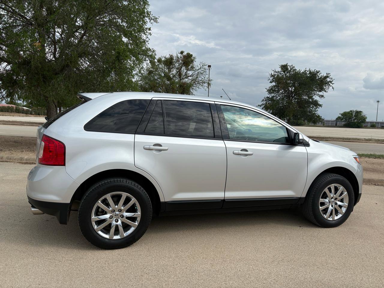 Used 2012 Ford Edge SEL image 59